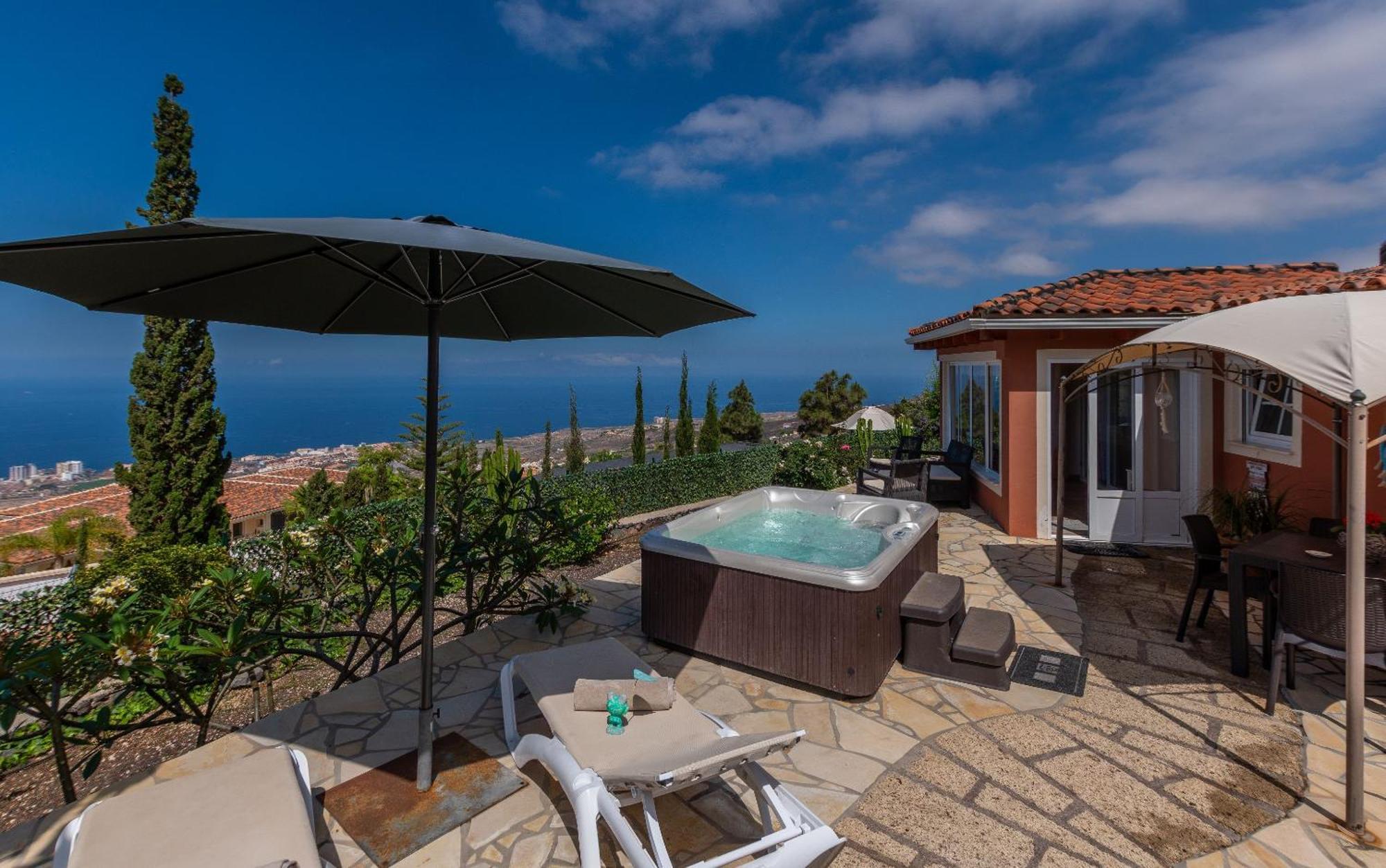 Villa Hibisco, Jacuzzi Y Vistas Al Atlantico Costa Adeje  Exterior photo