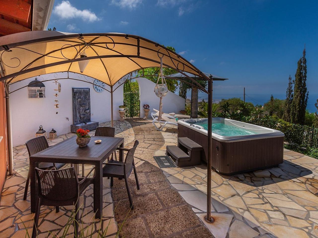 Villa Hibisco, Jacuzzi Y Vistas Al Atlantico Costa Adeje  Exterior photo